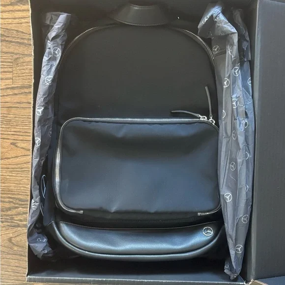 Luxury Black Backpack for Men - Picture 7 of 11